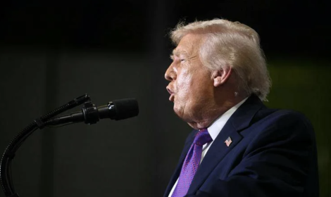 Iran, Trump: &laquo;Non voglio pi&ugrave; l'aiuto della Nato&raquo;