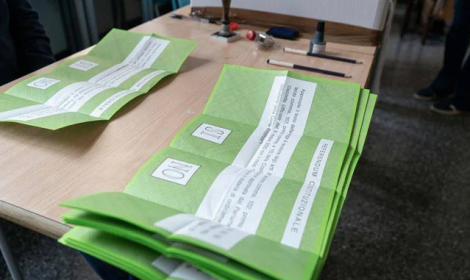 Referendum, primo exit poll: Si al 49% e No al 51%