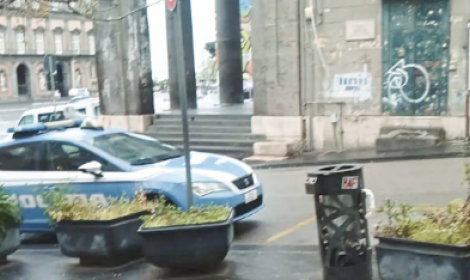 Riesplode la faida dei ragazzini, 16enne gambizzato al Plebiscito