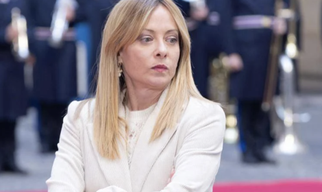 Meloni: &laquo;Agire subito su stop patto stabilit&agrave;. Papa? Leader religiosi non devono fare ci&ograve; che dicono politici&raquo;