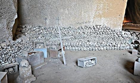 Festa al rione Sanit&agrave;, riapre il cimitero delle Fontanelle