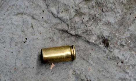 Sparatoria a Casalnuovo, proiettili contro auto e veranda
