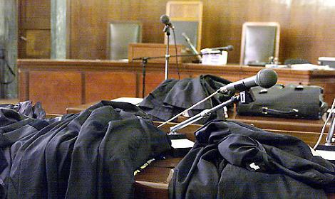 Droga, la Cassazione annulla le condanne: tutto da rifare