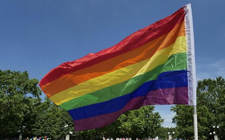 Aggredisce figlia perché lesbica, Arcigay: «Episodio agghiacciante, pronti a sostenere la vittima»