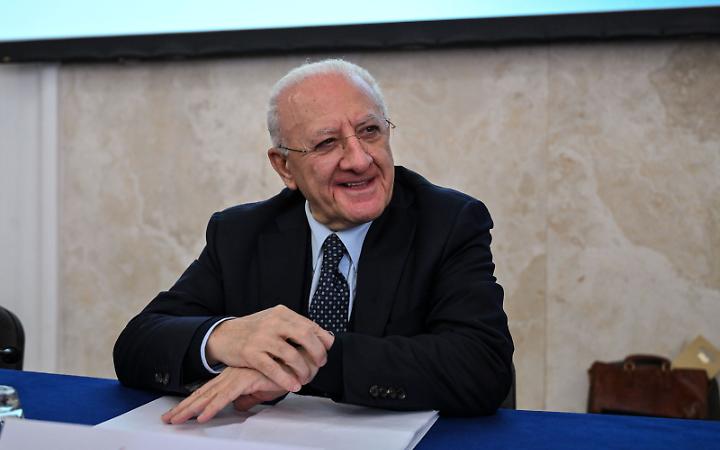 Regionali, De Luca: «Fico? Se il buongiorno si vede dal mattino...»