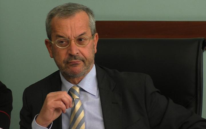 Solidariet&agrave; a Policastro, folla negli uffici del procuratore generale