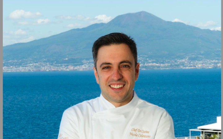 Festa a Vico con il Ristorante Vesuvio Panoramic Restaurant