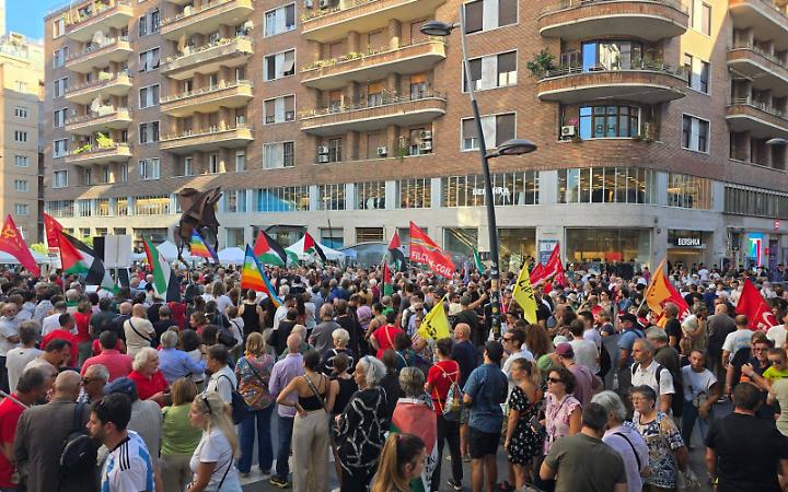 Napoli in piazza per sostenere Gaza