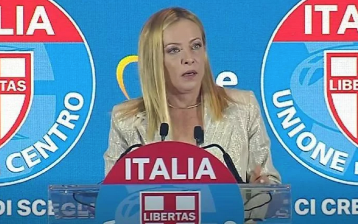 Meloni: «Odio e violenza politica stanno tornando, noi accusati da chi festeggia morte Kirk»