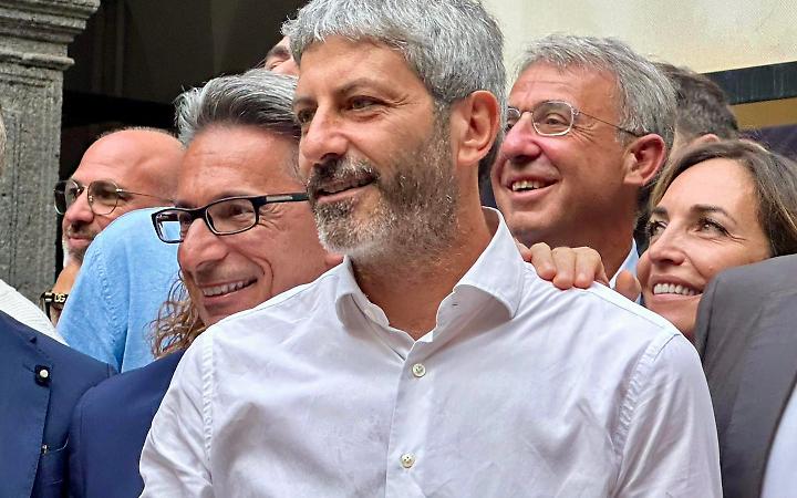 Codice etico, Fico tira dritto