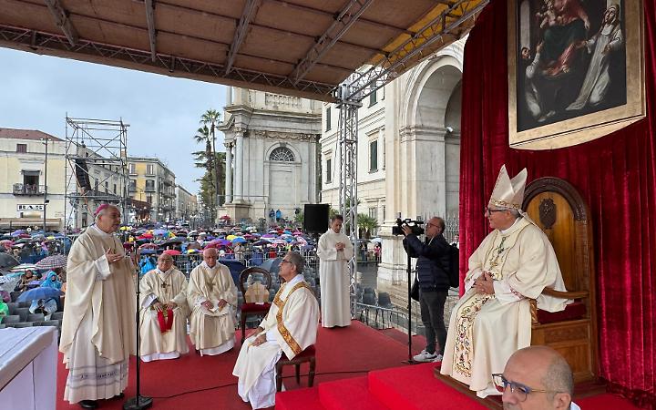 Supplica a Pompei: basta violenza