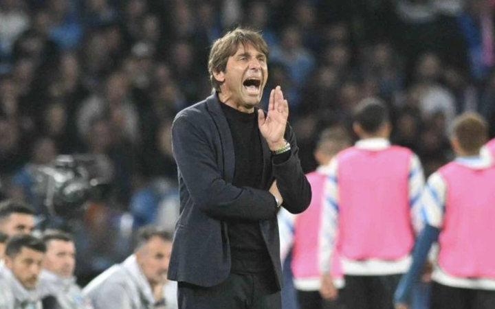 Il Napoli frena in casa con il como, al Maradona finisce 0-0