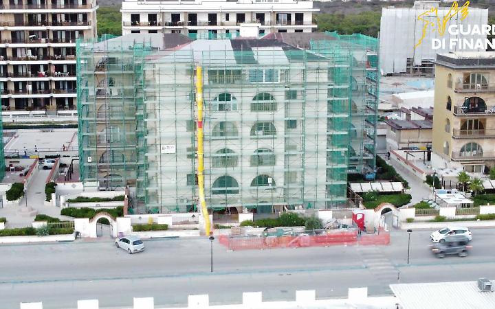 Truffa da 39 milioni di euro su bonus facciate: scattano i sequestri