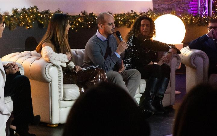 One Glow Night all'Agorà Morelli