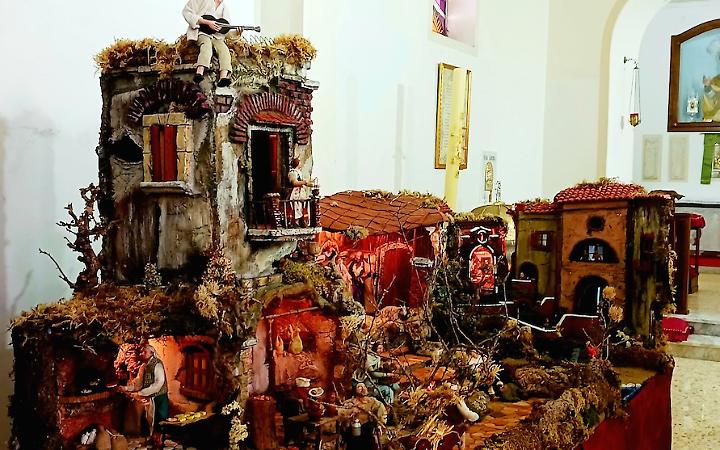 Al borgo il presepe restaurato
