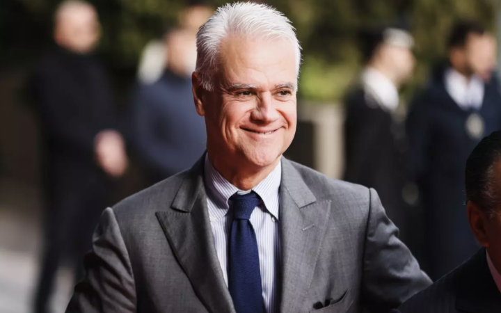 Zangrillo a Caivano: &laquo;Da noi supporto su rilancio, con nuovo sindaco passaggio consegne&raquo;