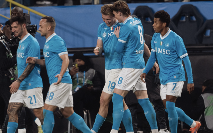 Napoli-Milan 2-0, azzurri in finale