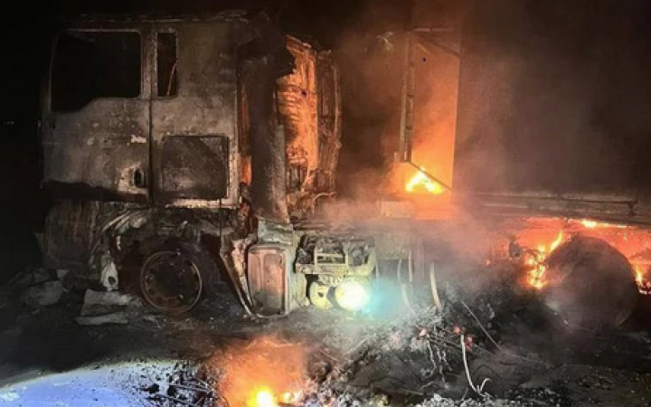 Droni di Kiev su nave e piattaforma petrolifera nel Mar Caspio