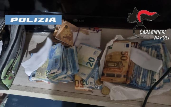 Sportelli bancomat assaltati, 5 in manette