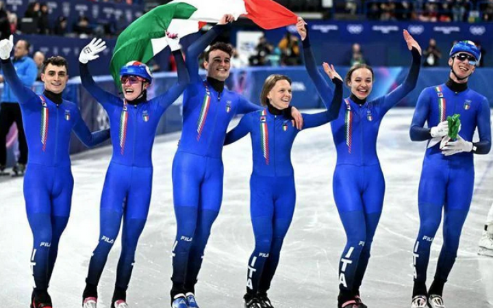 Milano Cortina, Italia d&rsquo;oro nella staffetta mista Short Track