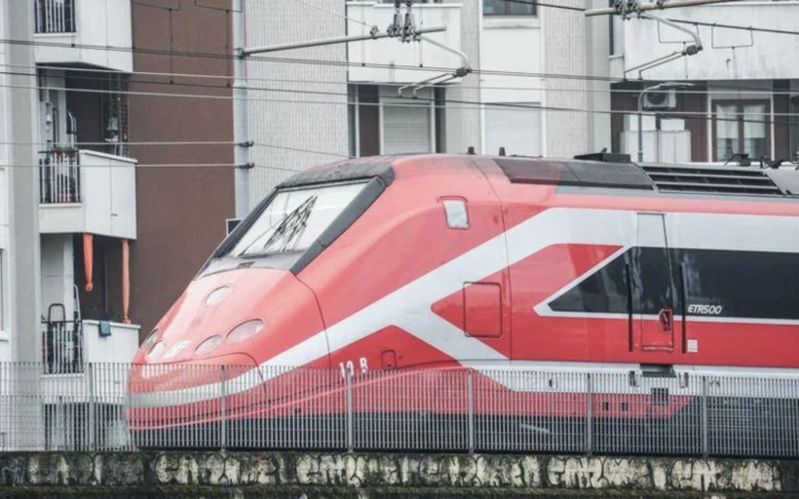 Sabotaggi sull'Alta velocit&agrave;, treni in ritardo e rallentamenti