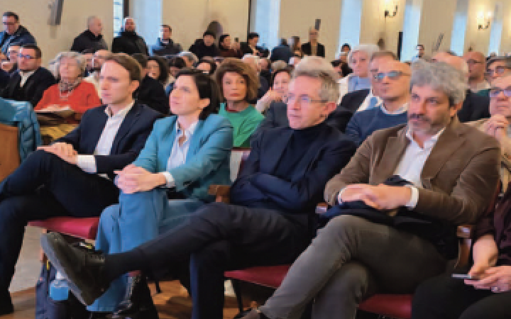 Amministrative, il Pd frena De Luca