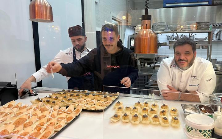 Maredizione: a Cardito il concept di mare che s&rsquo;ispira al food anni &rsquo;80