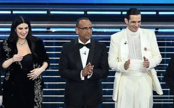 Sanremo 2026, ascolti in calo anche nella seconda serata