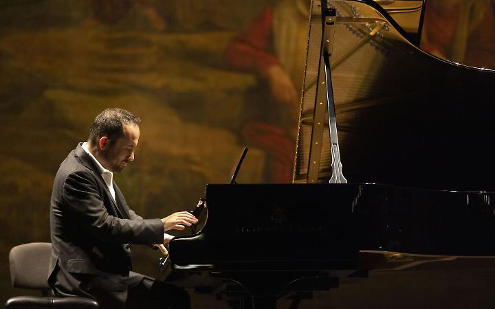 Igor Levit in recital al Teatro di San Carlo