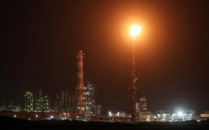 Droni su raffineria in Kuwait, Israele attacca ancora Teheran e il Libano