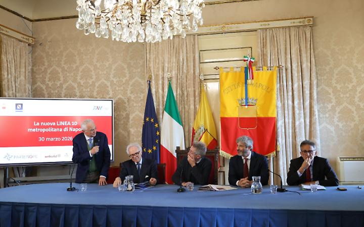 Linea 10, cos&igrave; Napoli si unisce alla provincia