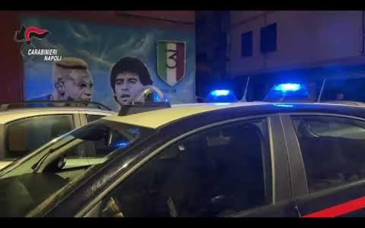 Camorra, droga per il clan Contini: 13 arresti