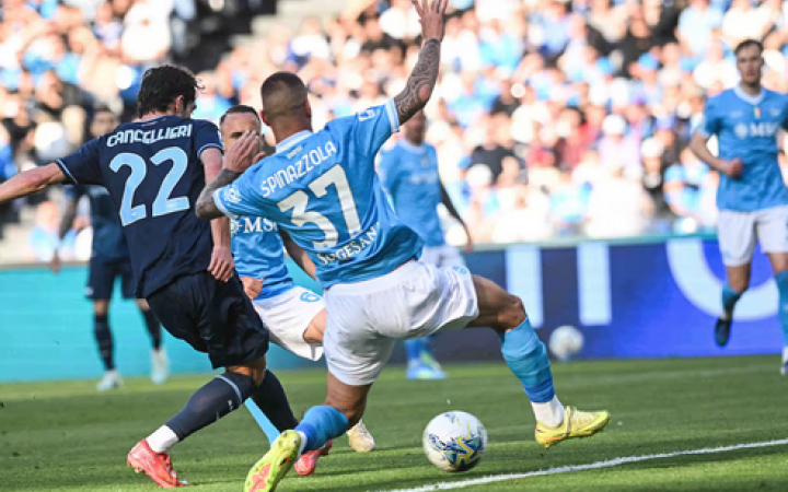 Napoli flop, la Lazio ringrazia