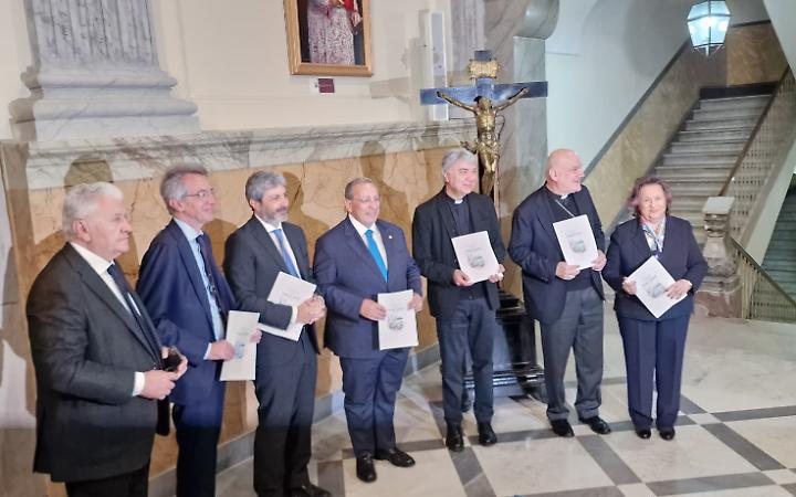 Papa Leone a Napoli l'8 maggio, 30mila fedeli ad accoglierlo in piazza