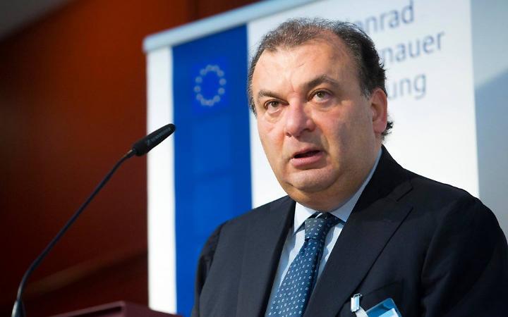 «Centrodestra campano come esercito di Alessandro Magno, aspettiamo segnale per la battaglia»