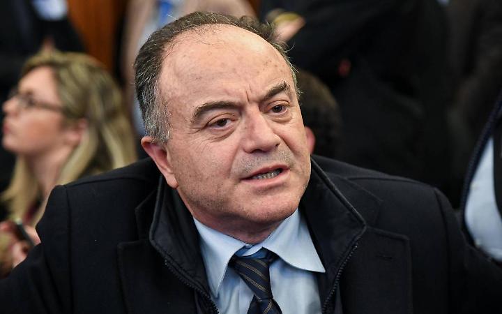 Il procuratore Gratteri: &laquo;Un abuso su anziani e ammalati&raquo;