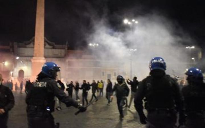 Stop ai circoli della violenza e a chi soffia sul fuoco