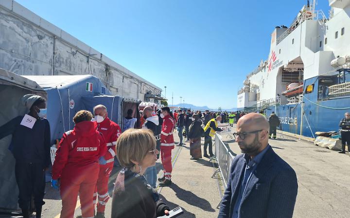 Migranti, l'assessore Trapanese: &laquo;Napoli si conferma citt&agrave; inclusiva&raquo;
