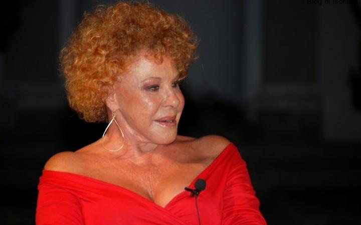 Ornella Vanoni, l’usignolo d’Italia che canta ancora